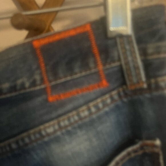 Hugo Boss denim black washed colourway perfect worked in 33X32 zipper fly - Picture 2 of 9